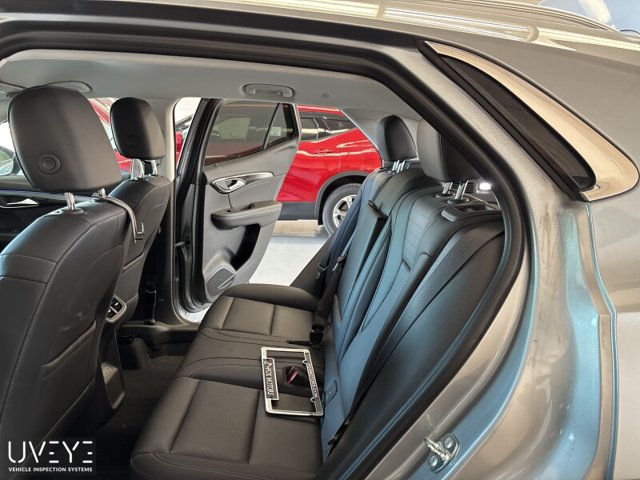 Used 2024 Buick Envision Preferred AWD/4WD image 6