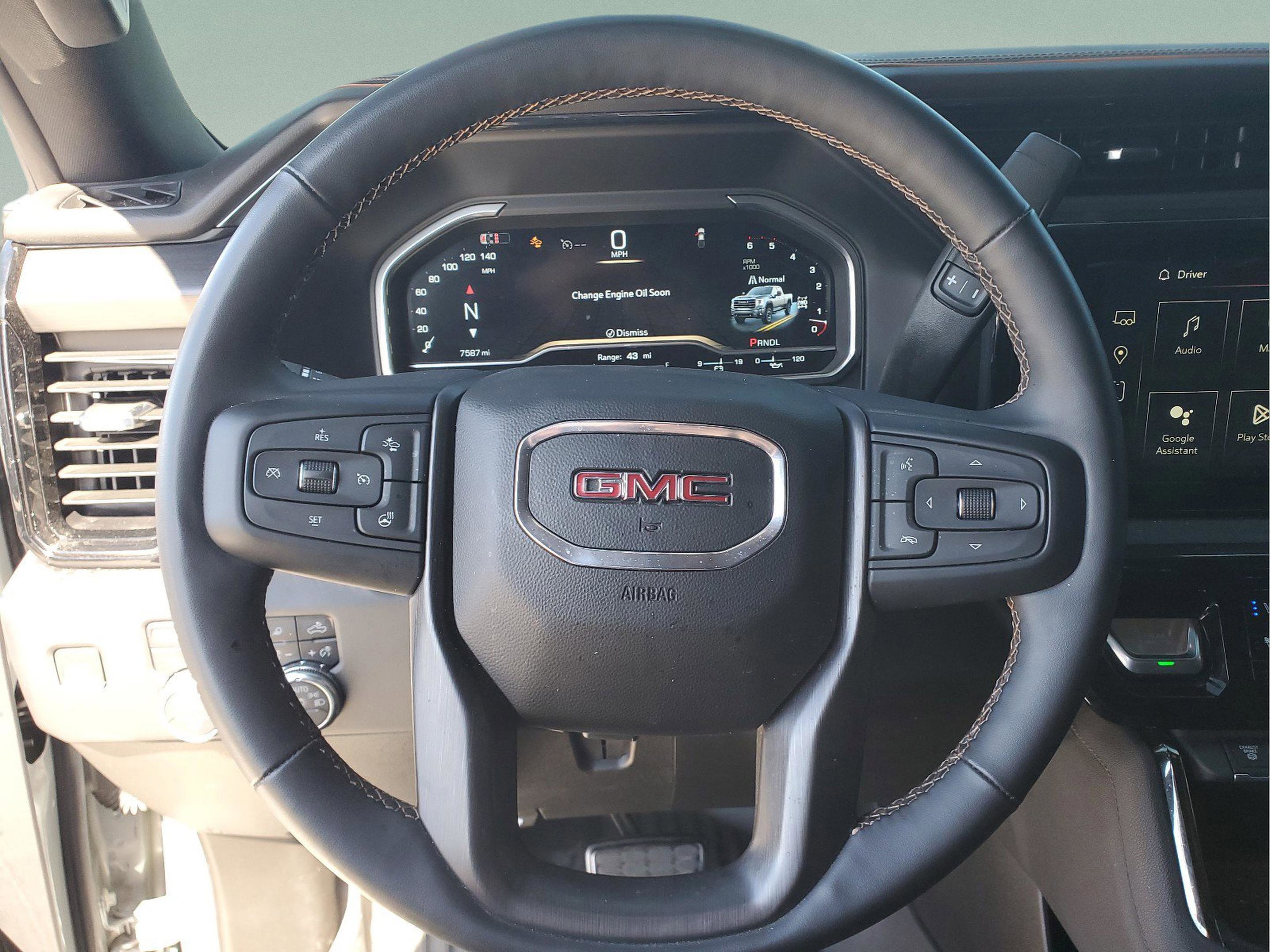 Used 2024 GMC Sierra 2500 AT4 w/ AT4 Premium Plus Package image 16