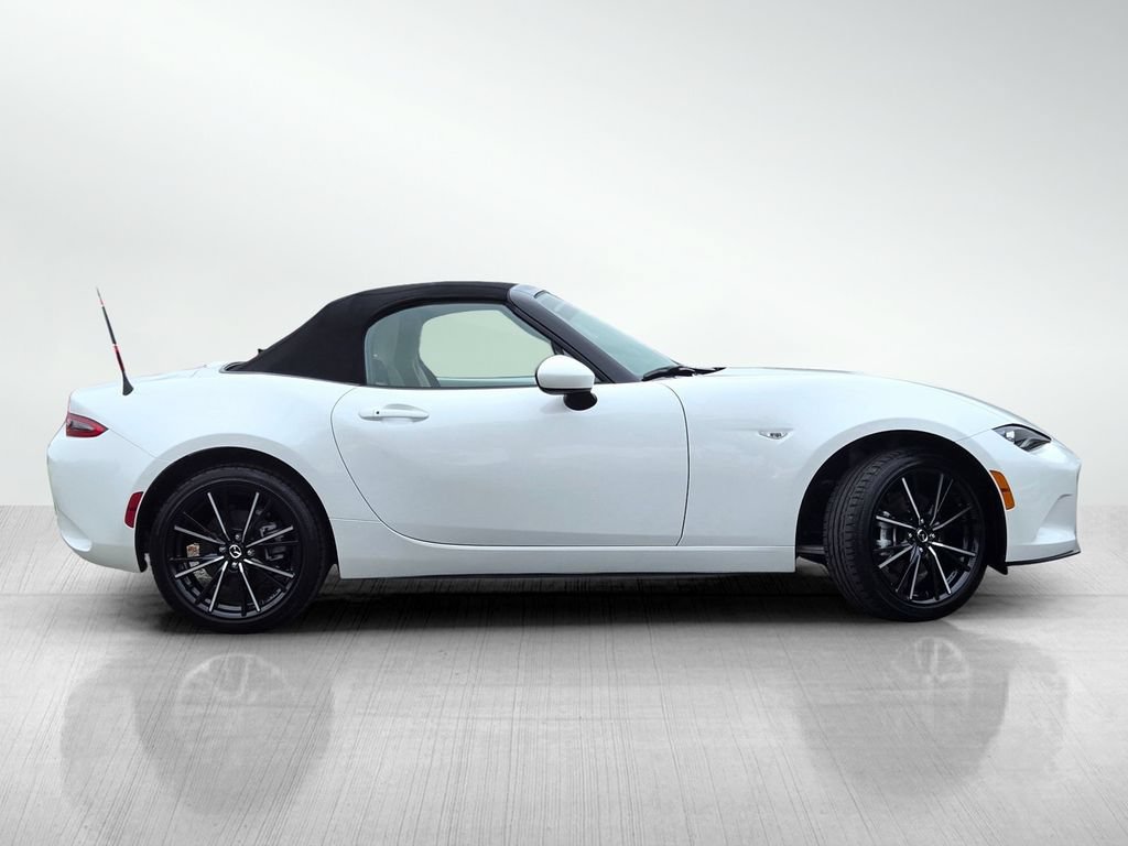 Certified 2025 MAZDA MX-5 Miata Grand Touring RWD image 4