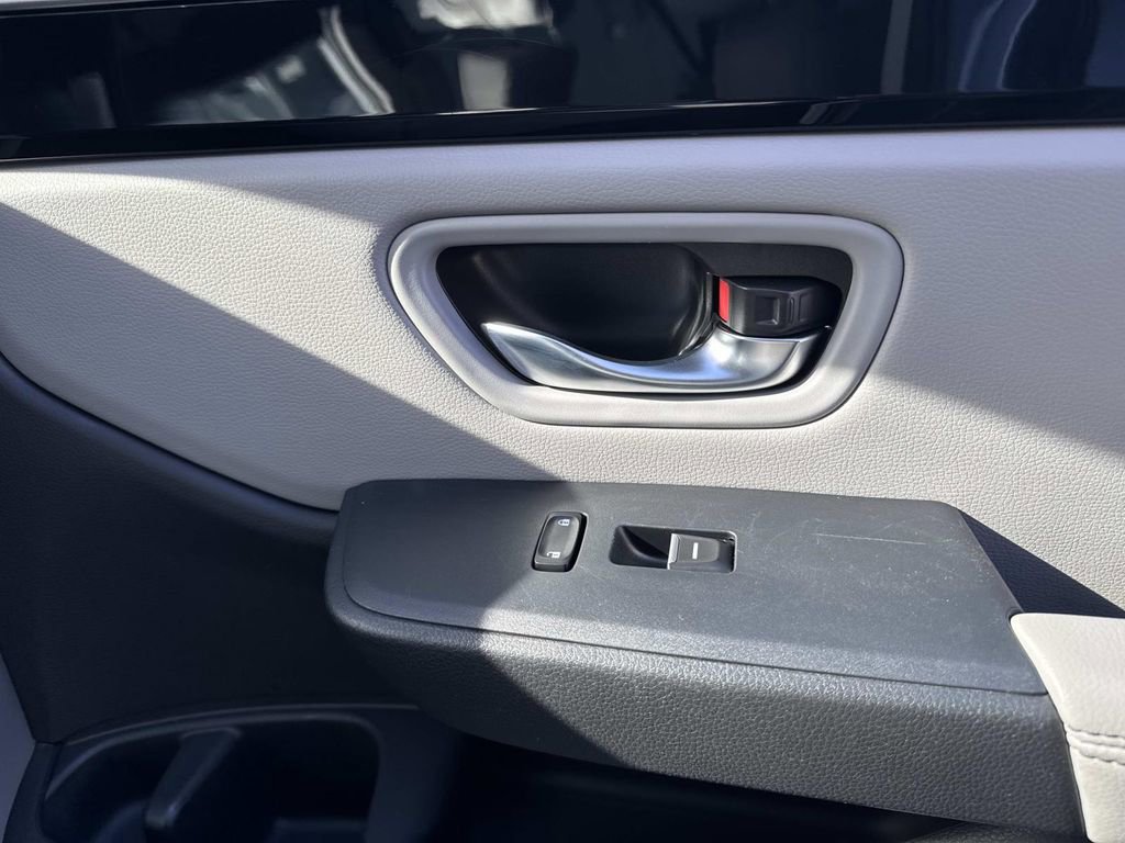 Used 2023 Honda Pilot EX-L image 14