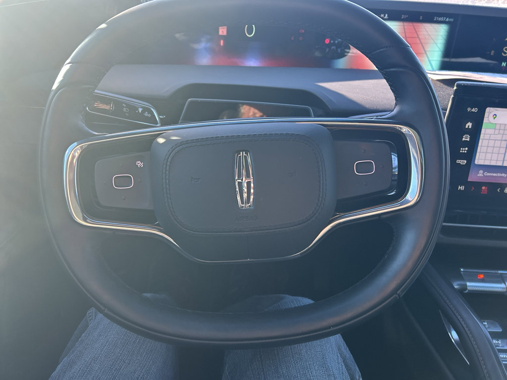 Used 2024 Lincoln Nautilus Reserve w/ Equipment Group 202A image 13