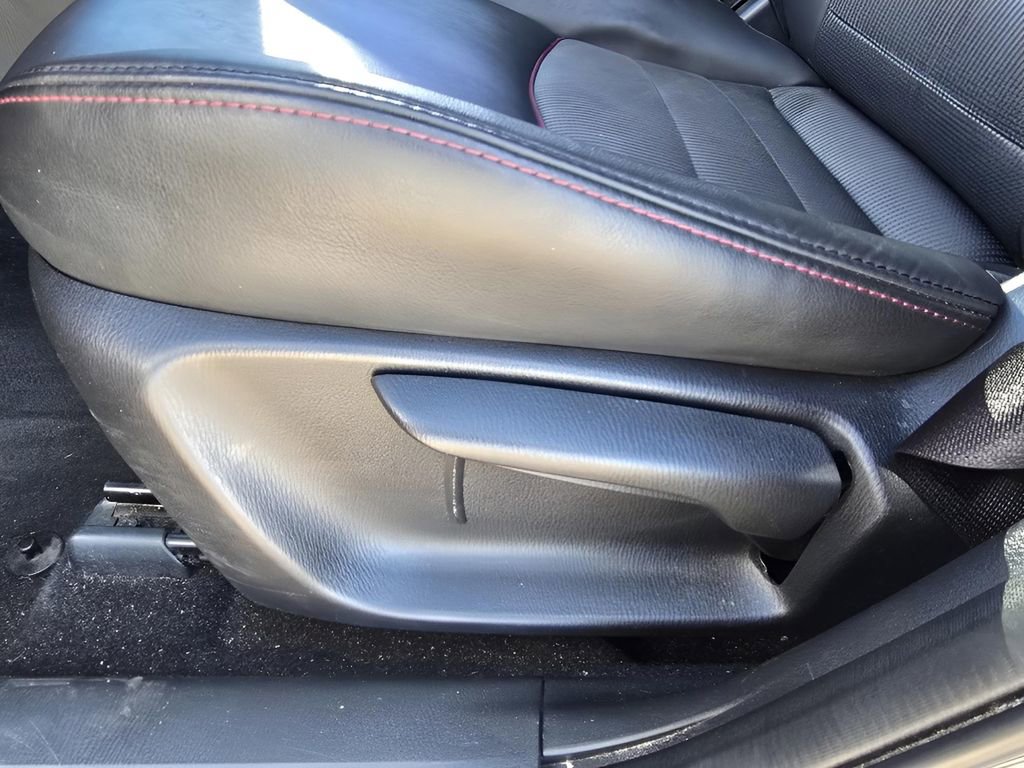 Used 2017 MAZDA CX-3 Touring w/ Premium Package image 16