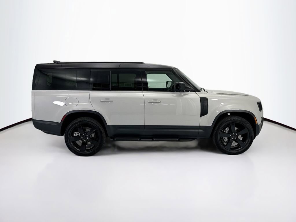 New 2026 Land Rover Defender 130 S AWD/4WD image 4