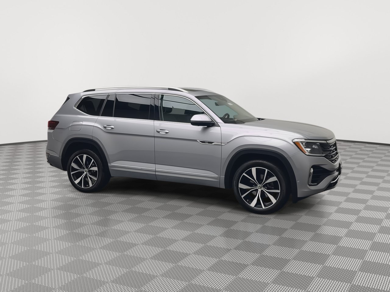Used 2024 Volkswagen Atlas SEL Premium R-Line AWD/4WD image 46