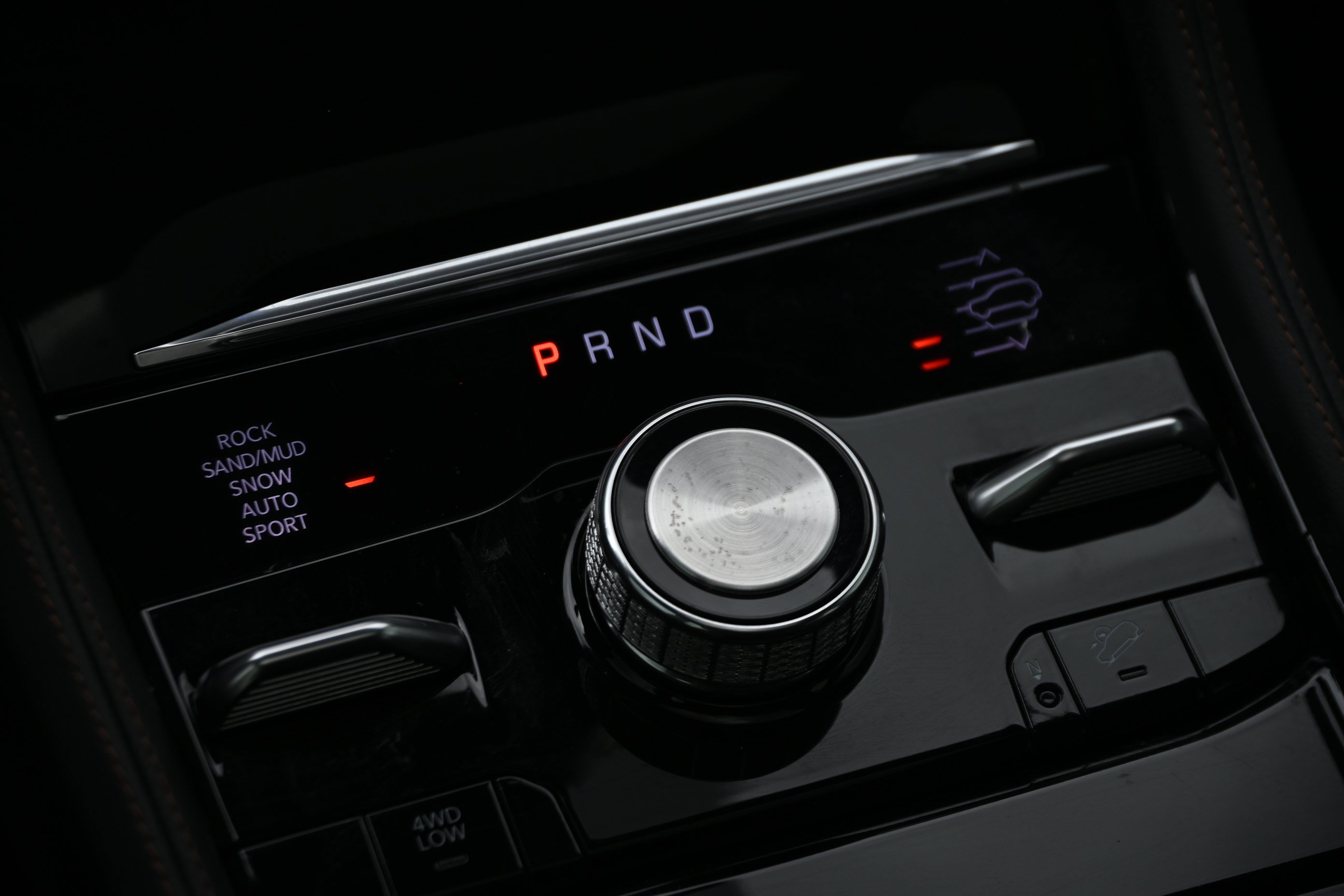 Used 2024 Jeep Grand Cherokee L Summit AWD/4WD image 23