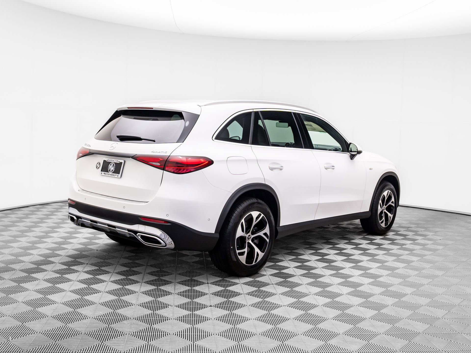 New 2025 Mercedes-Benz GLC 350e 4MATIC image 5