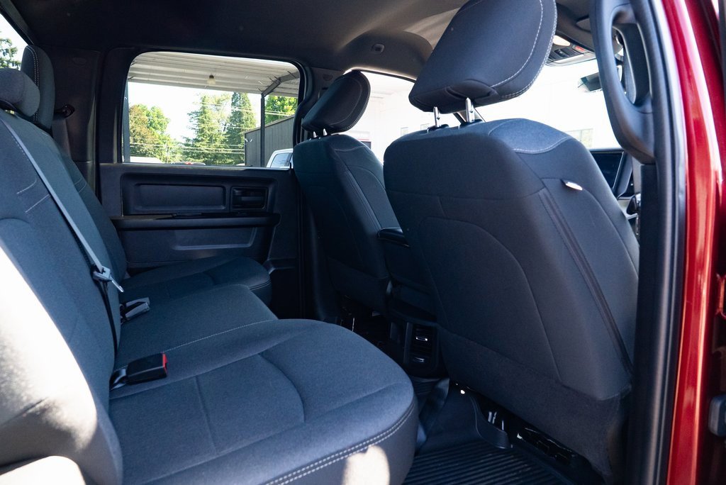 Used 2024 RAM 2500 Tradesman w/ Chrome Appearance Group image 20