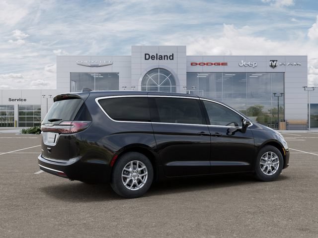 New 2026 Chrysler Pacifica Select FWD image 6