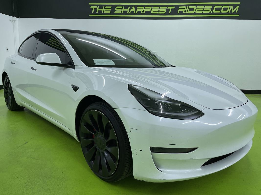 Used 2023 Tesla Model 3 Performance image 2