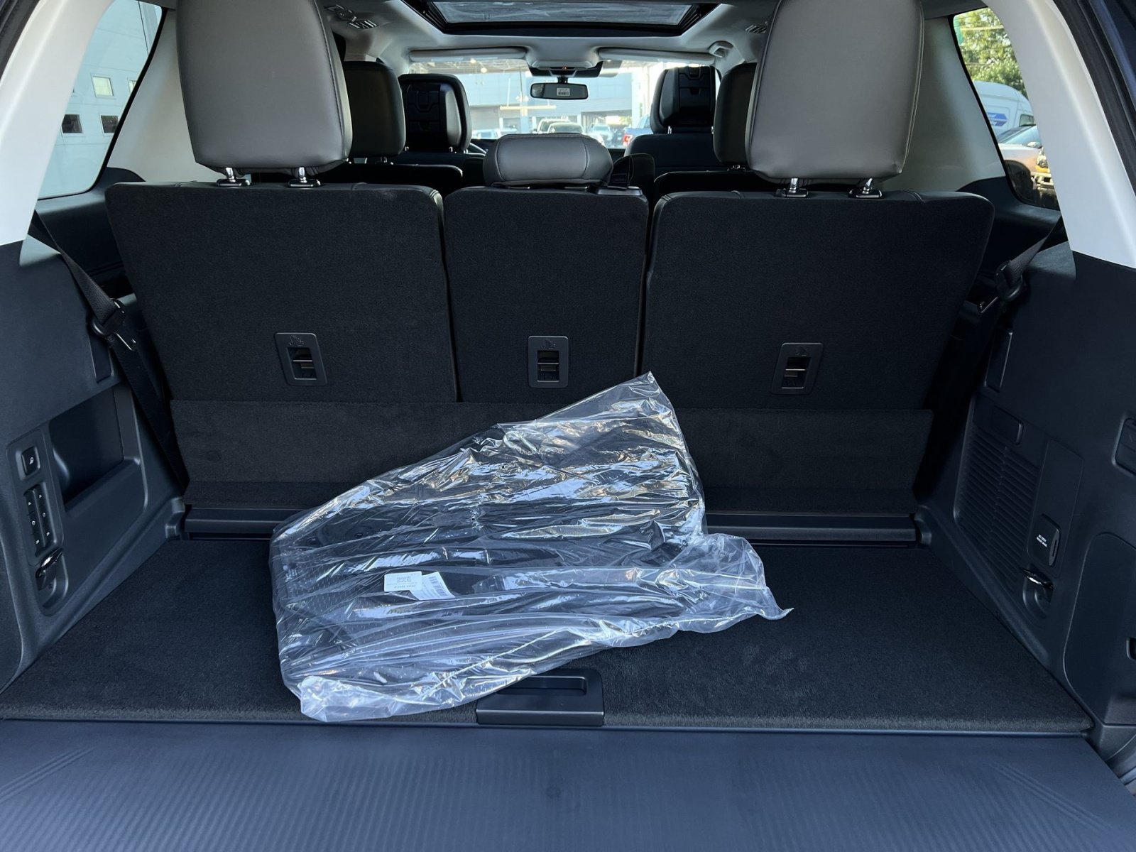 New 2027 Ford Expedition Active AWD/4WD image 27