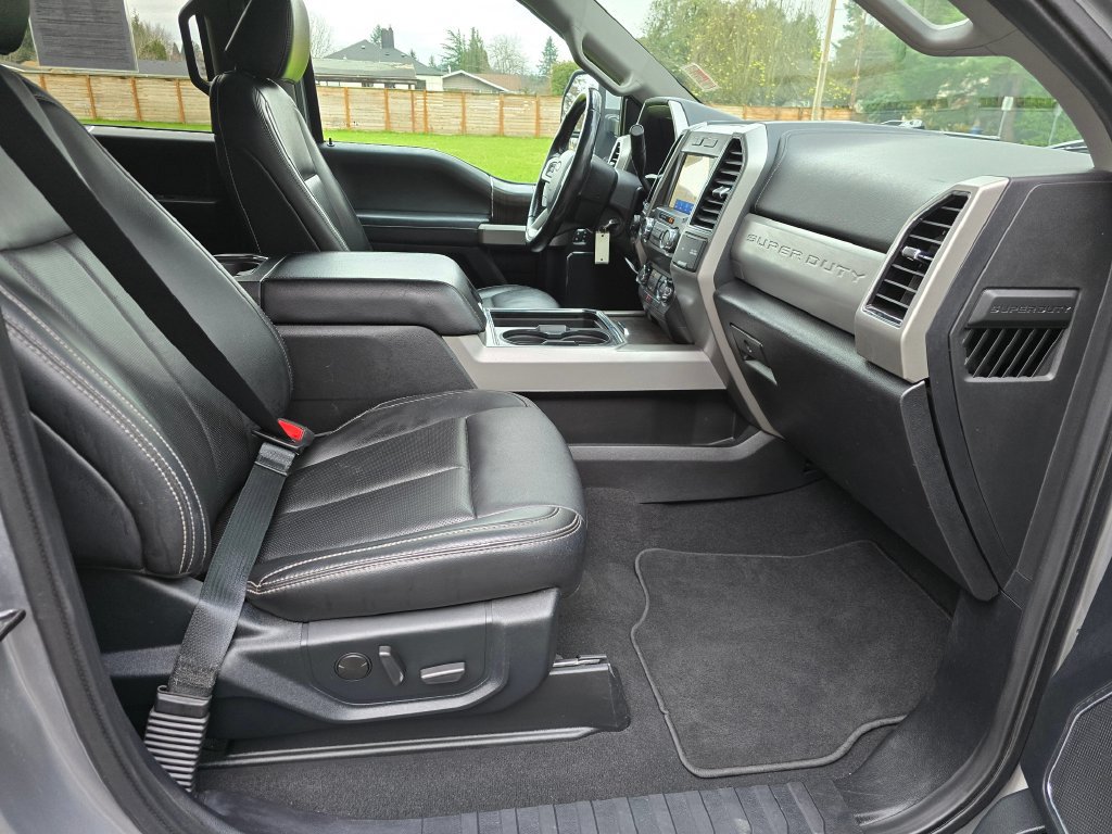 Used 2021 Ford F250 Lariat w/ Lariat Value Package AWD/4WD image 14