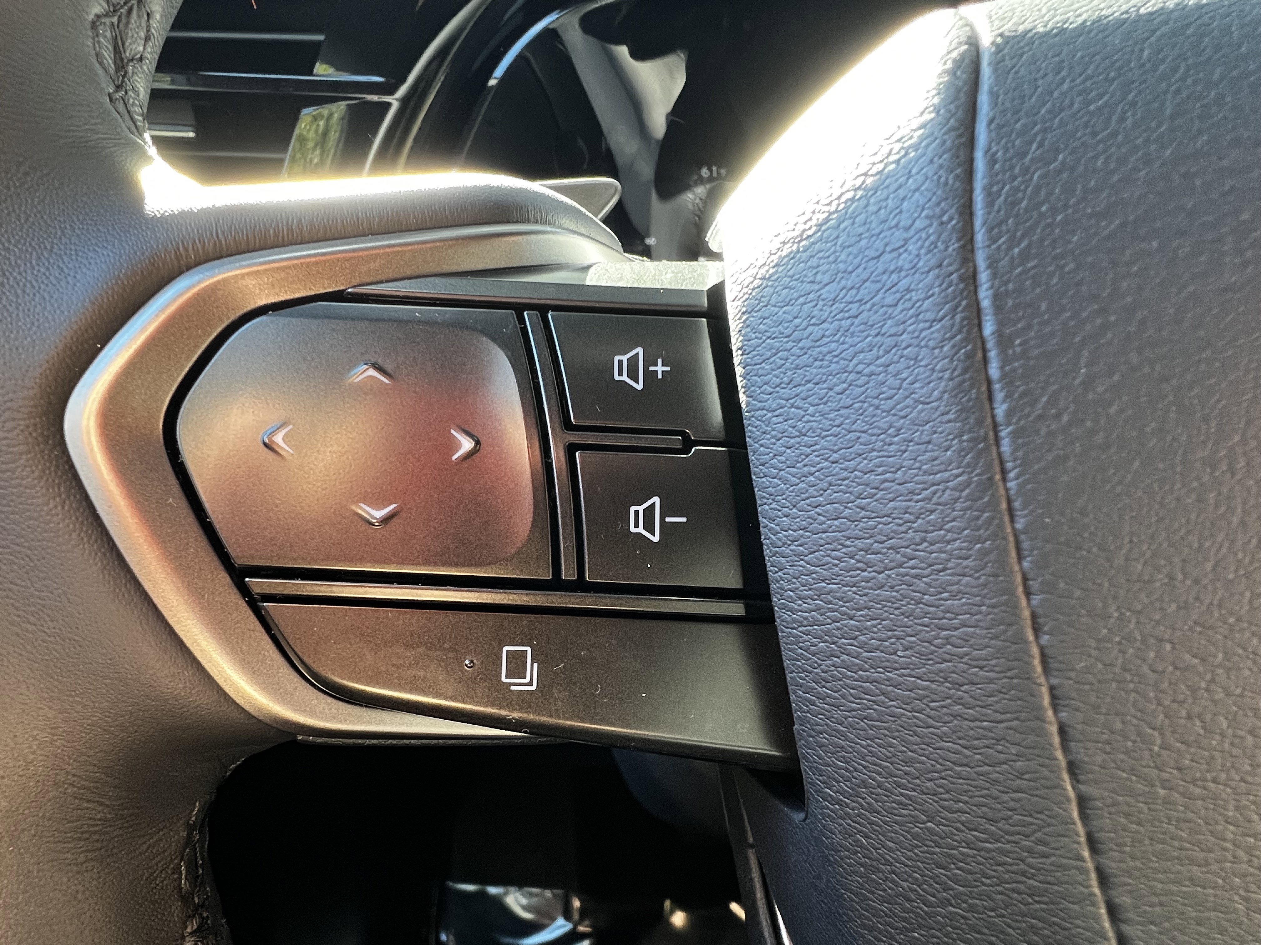 Used 2025 Lexus RX 350 Premium Plus image 17