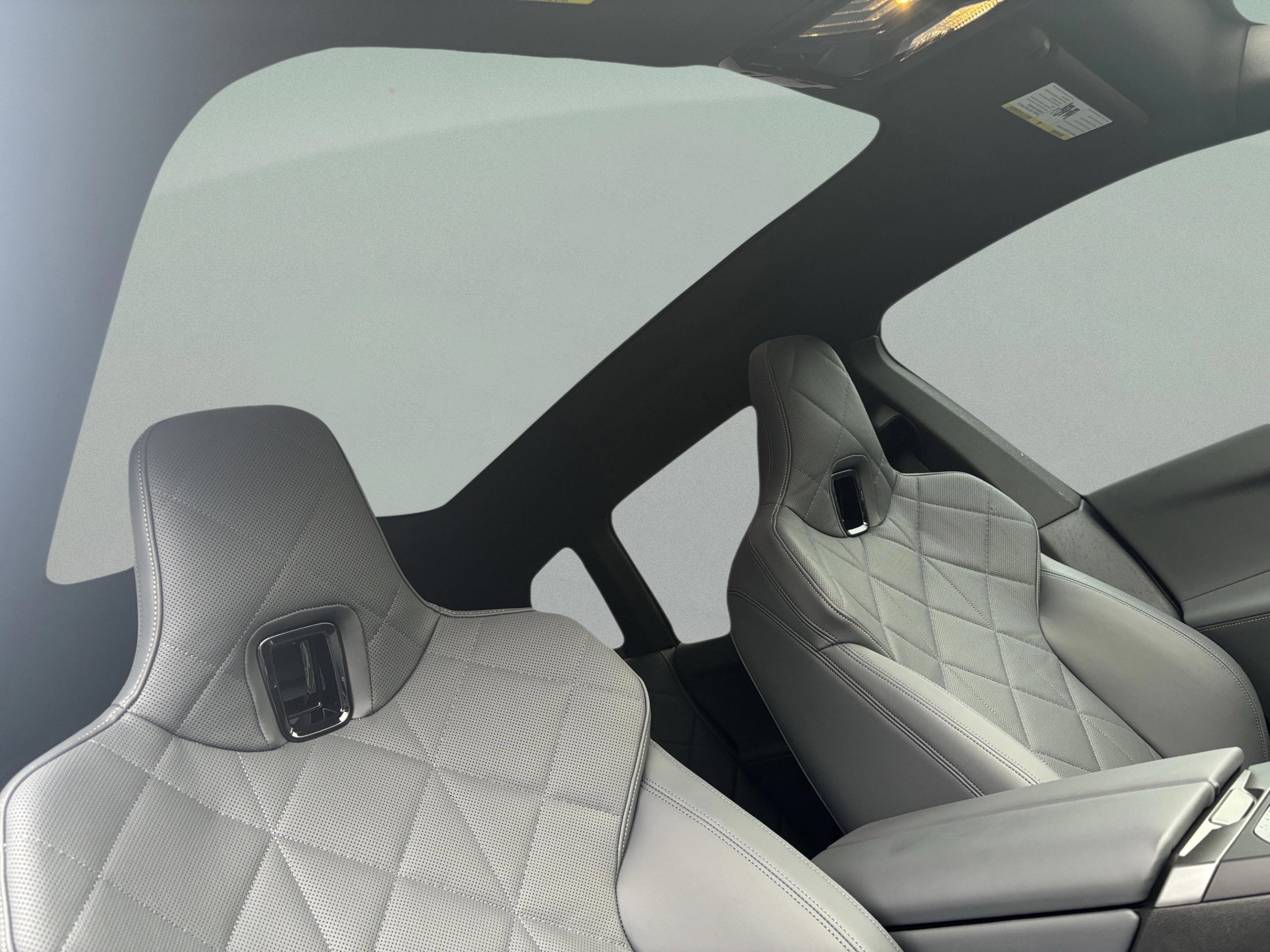 New 2026 BMW iX xDrive60 w/ M Sport Package image 30