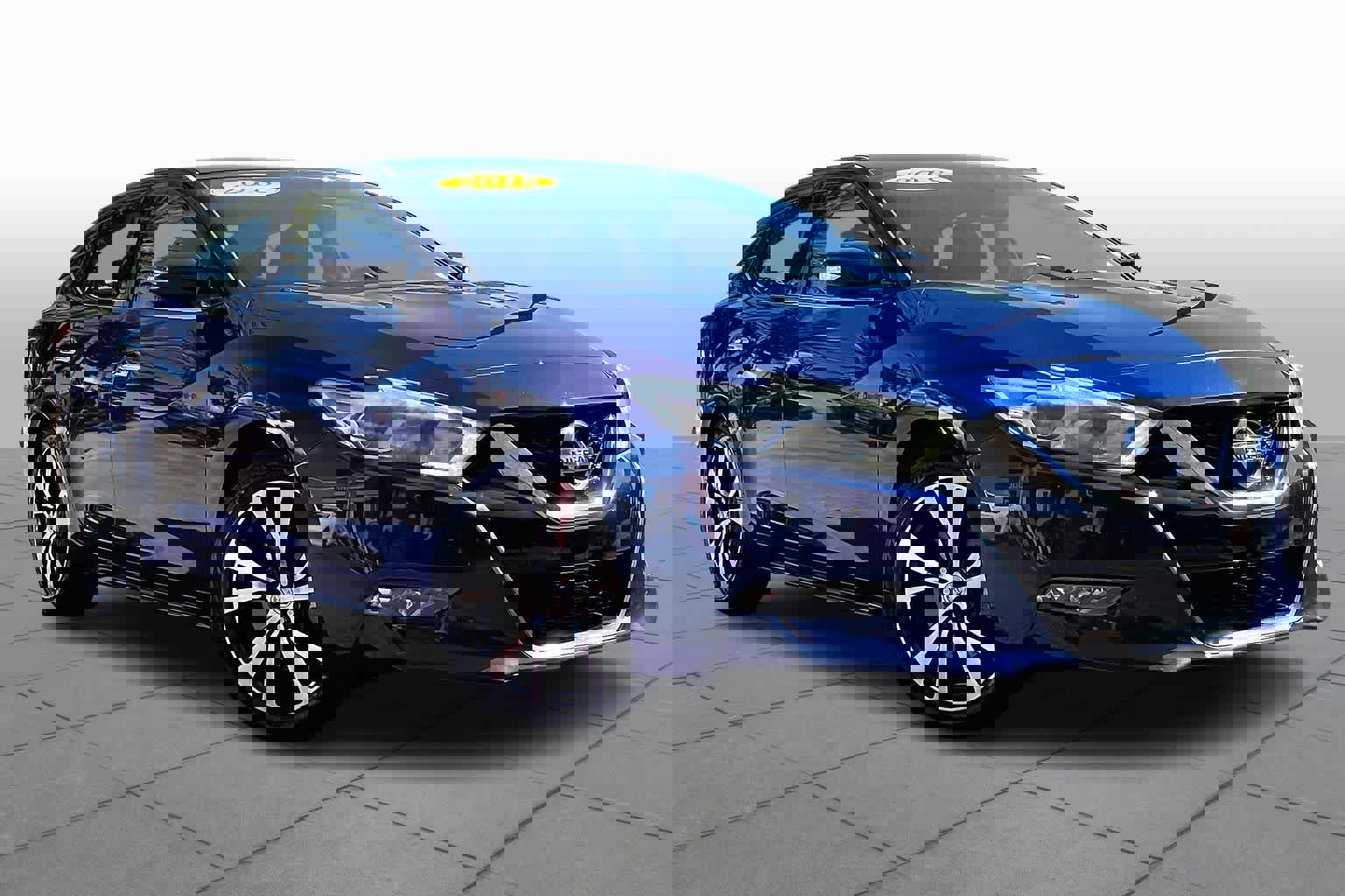 Used 2018 Nissan Maxima 3.5 SV image 3