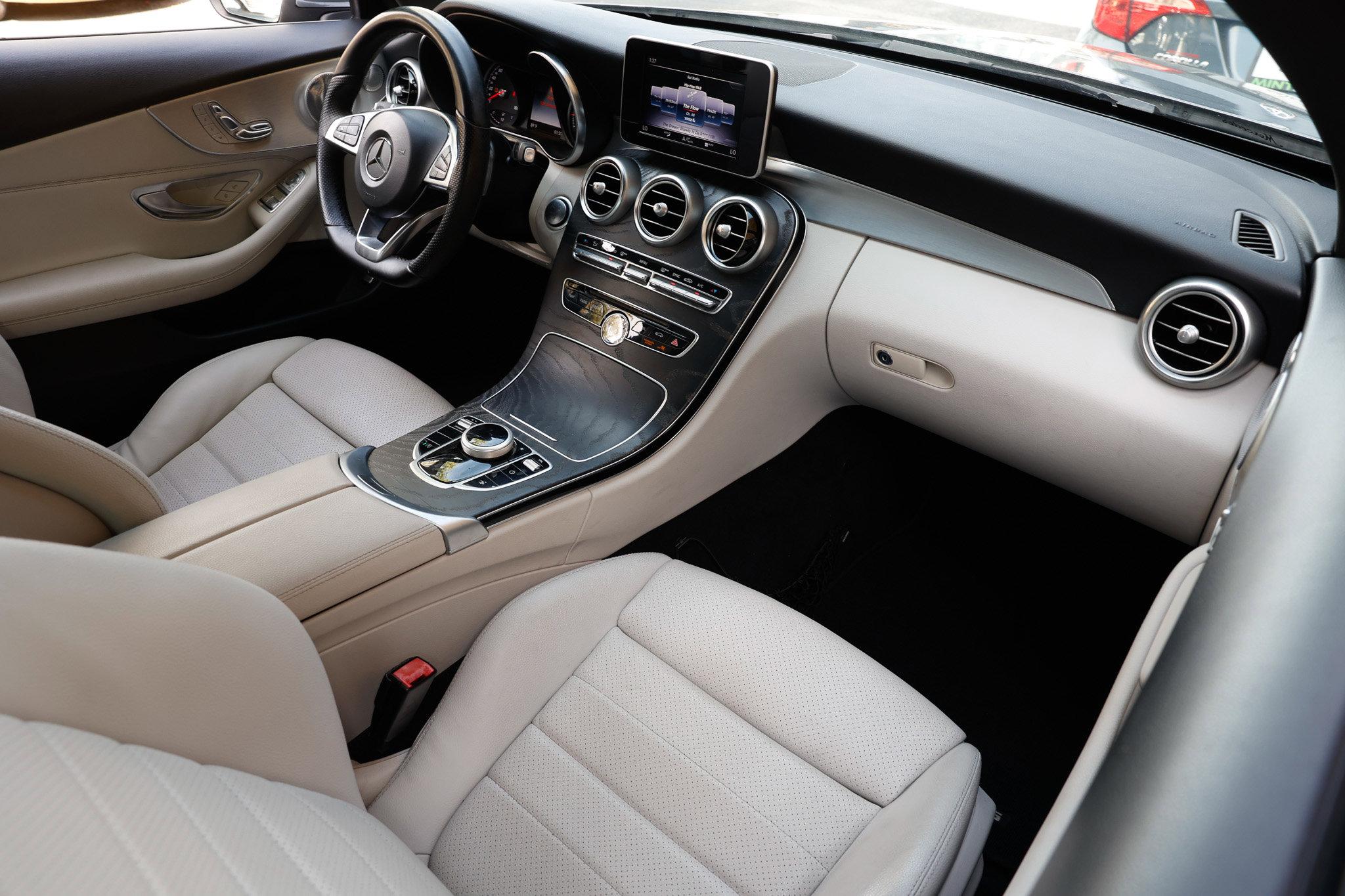 Used 2018 Mercedes-Benz C 300 Coupe image 18