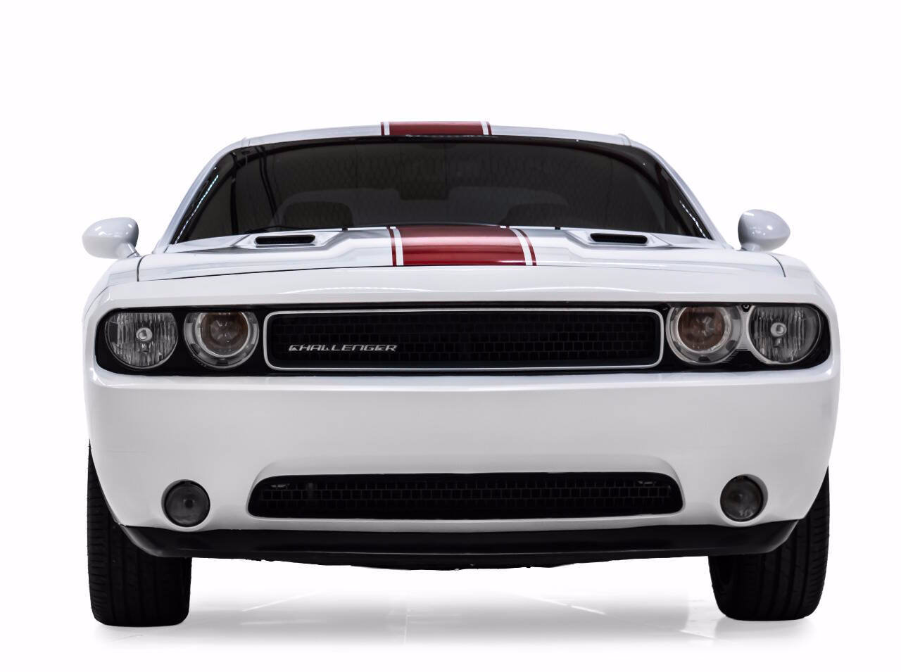 Used 2012 Dodge Challenger SXT RWD image 6