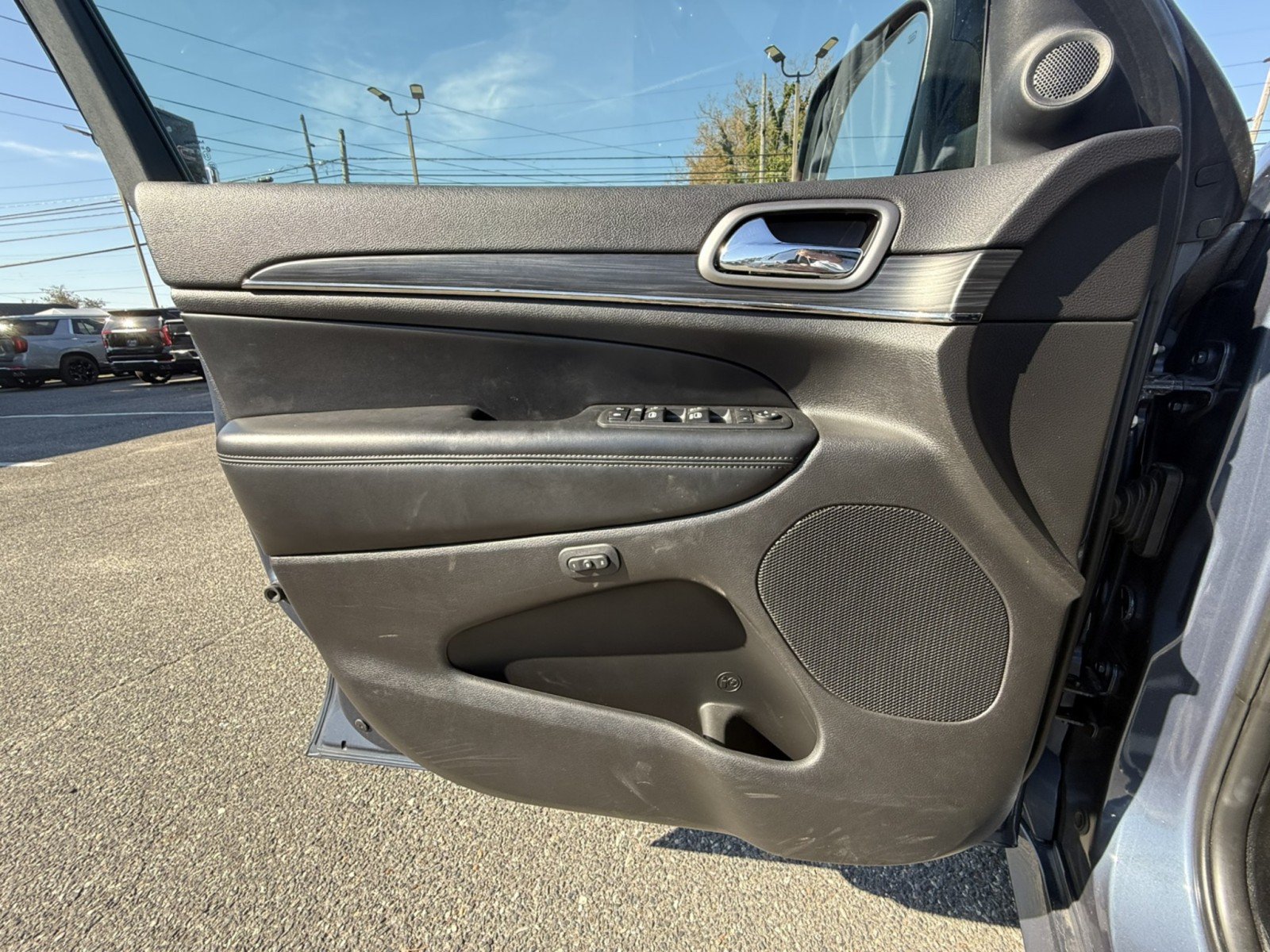 Used 2020 Jeep Grand Cherokee Limited X AWD/4WD image 24