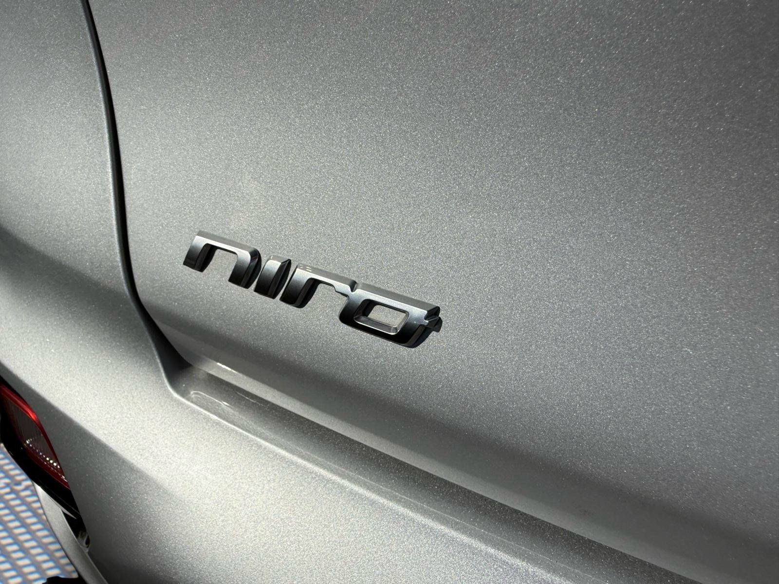 Used 2021 Kia Niro LXS FWD image 6