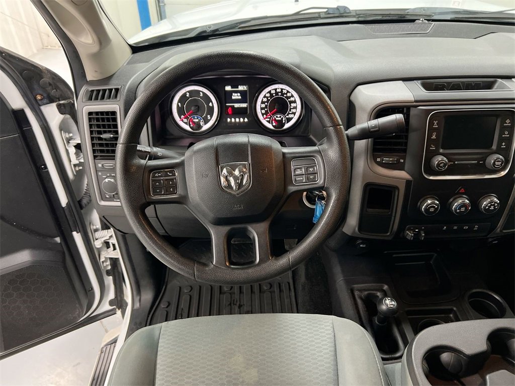 Used 2016 RAM 3500 Tradesman w/ Chrome Appearance Group image 18