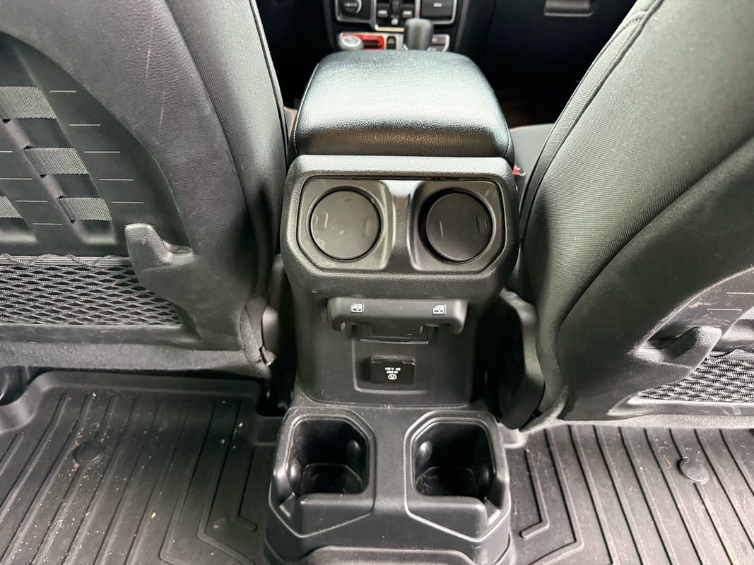 Used 2022 Jeep Gladiator Mojave w/ Cold Weather Group image 20