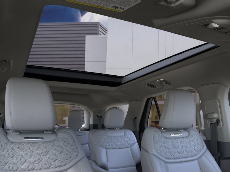 New 2026 Ford Explorer Platinum w/ LUX Leather Package AWD/4WD image 25