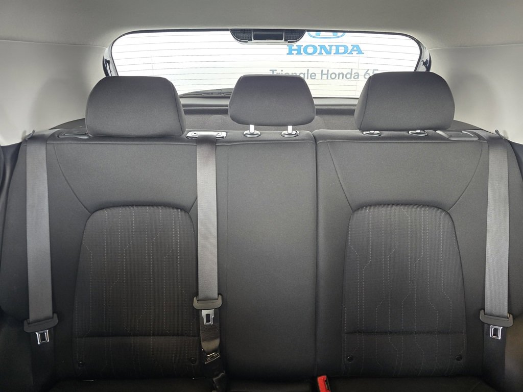 Used 2024 Hyundai Venue SE image 14