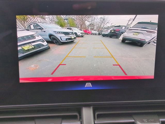 Certified 2024 Chevrolet Trax ACTIV w/ Driver Confidence Package image 15