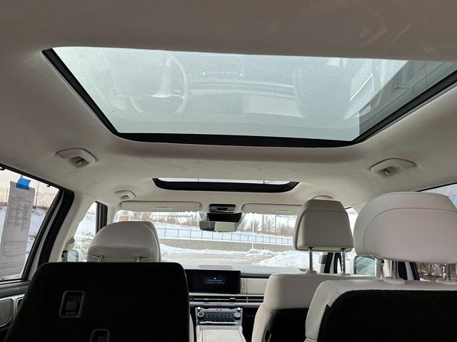 Used 2024 Hyundai Santa Fe Calligraphy image 13