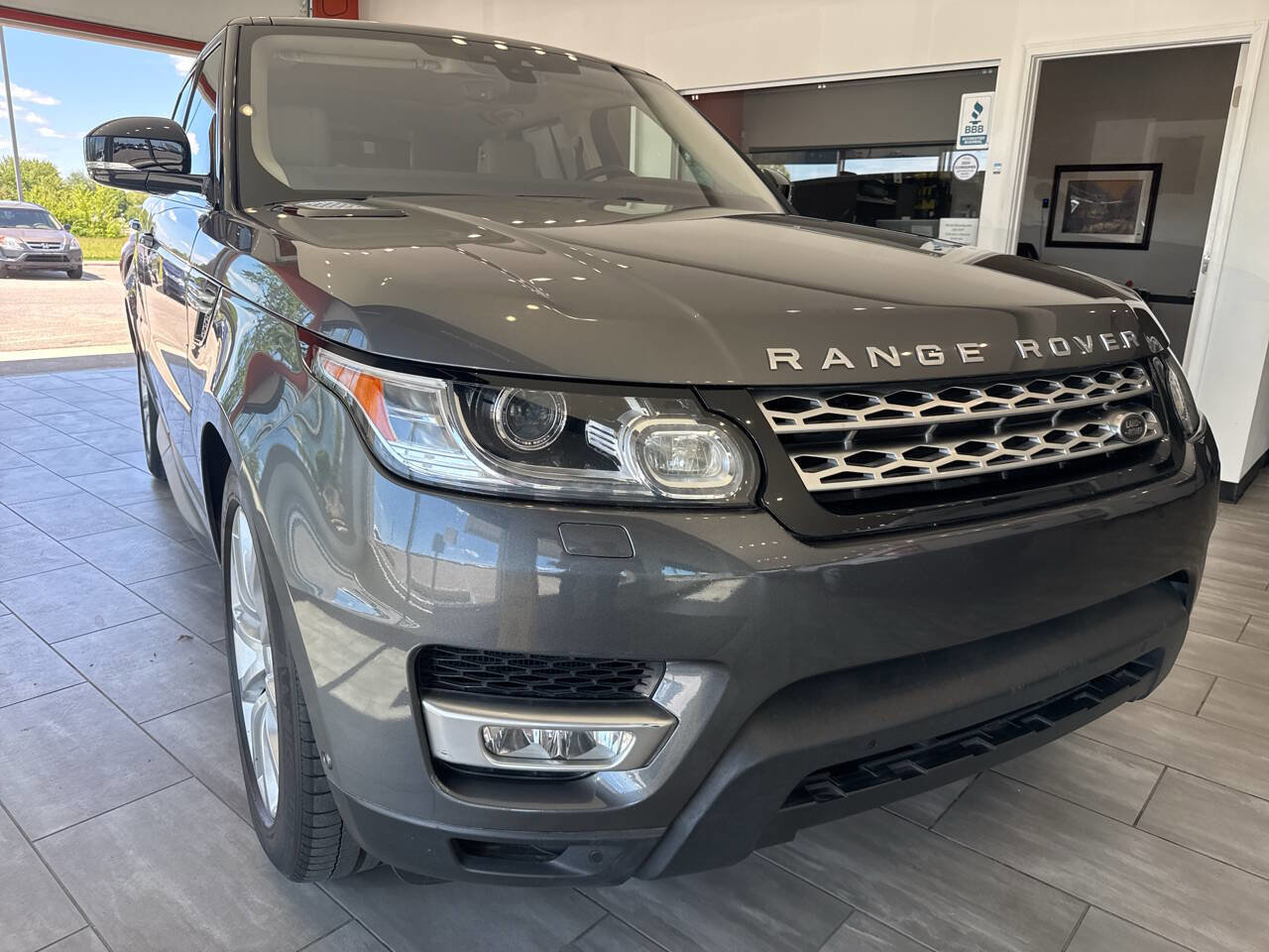 Used 2017 Land Rover Range Rover Sport HSE AWD/4WD image 1