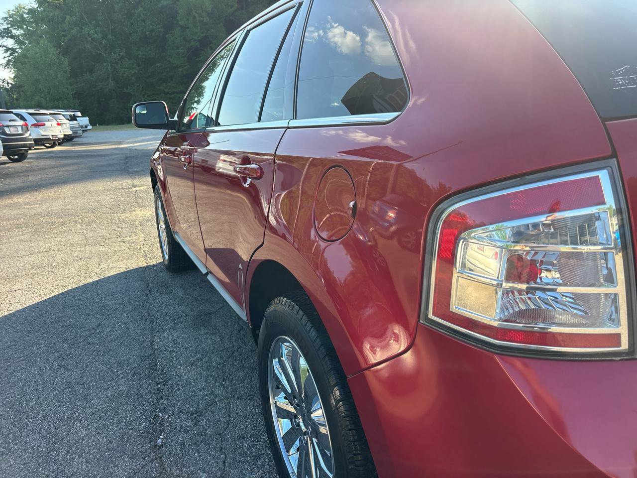 Used 2010 Ford Edge Limited FWD image 8