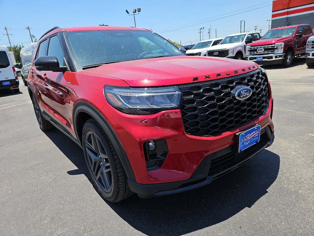 New 2026 Ford Explorer ST-Line w/ ST-Line Street Pack RWD video 2