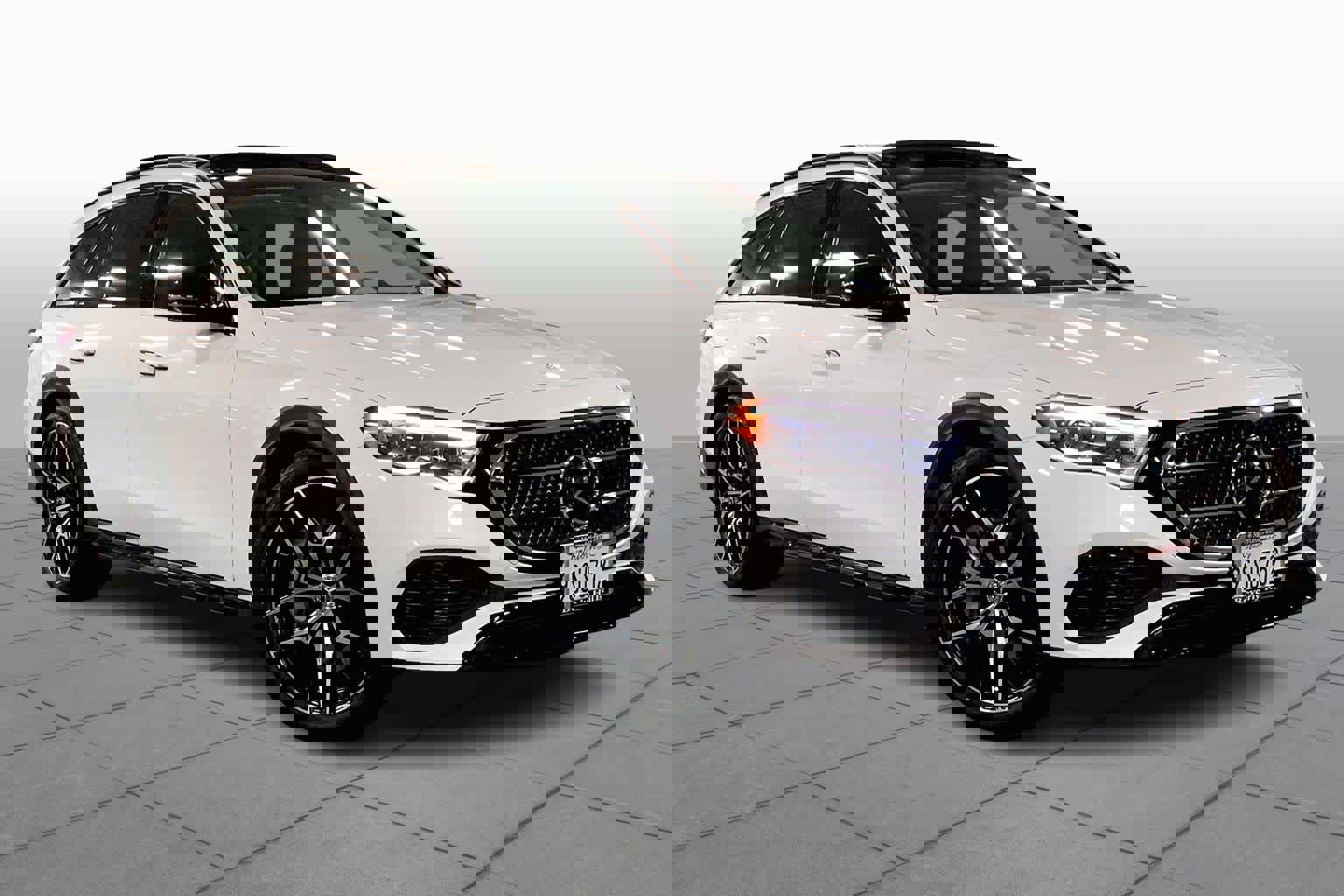 Used 2025 Mercedes-Benz E 450 4MATIC All-Terrain Wagon image 2