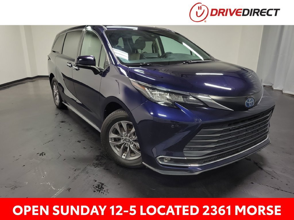 Used 2022 Toyota Sienna XLE