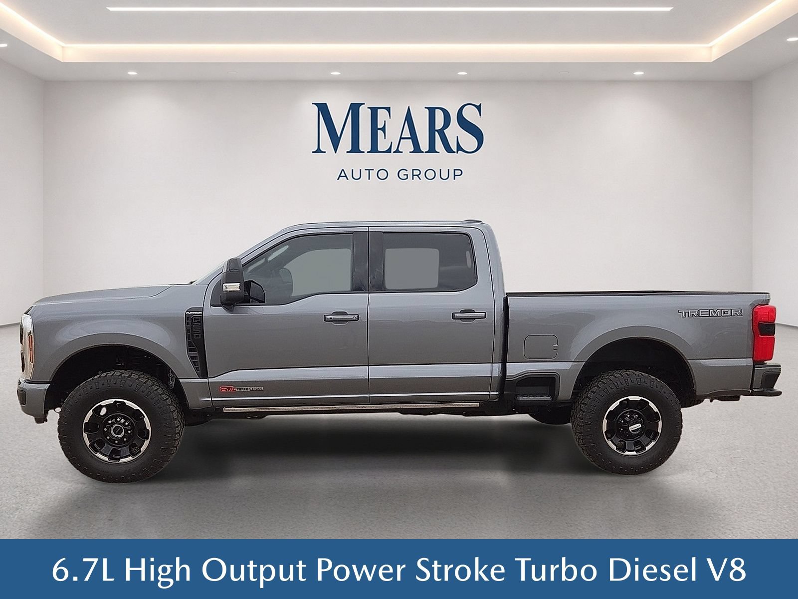 Used 2025 Ford F250 Platinum w/ Tremor Off-Road Package AWD/4WD image 3