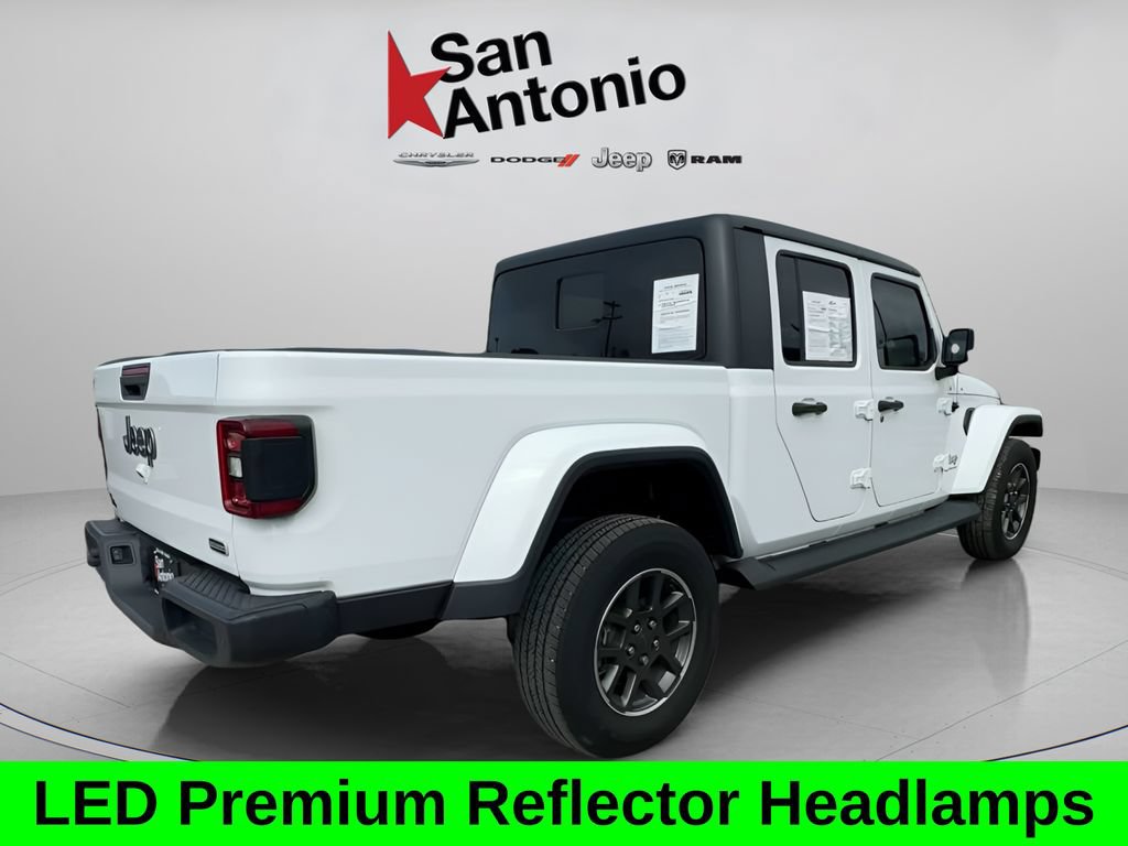 Certified 2021 Jeep Gladiator Overland AWD/4WD image 15