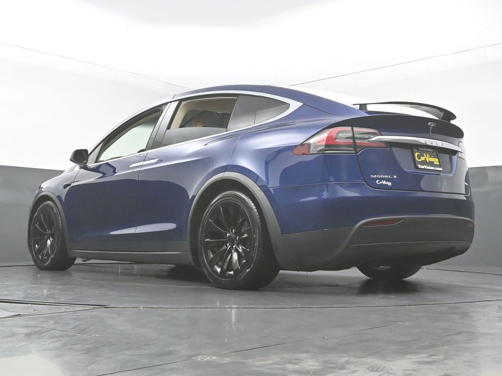 Used 2016 Tesla Model X 90D image 47