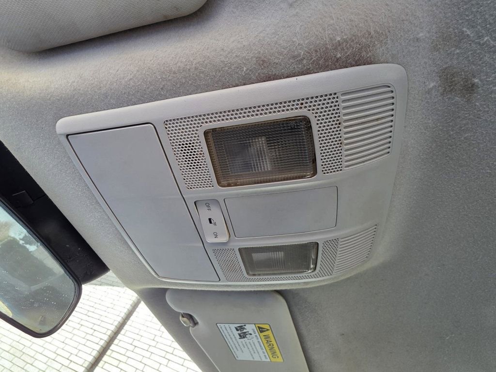 Used 2020 Toyota Yaris LE image 22