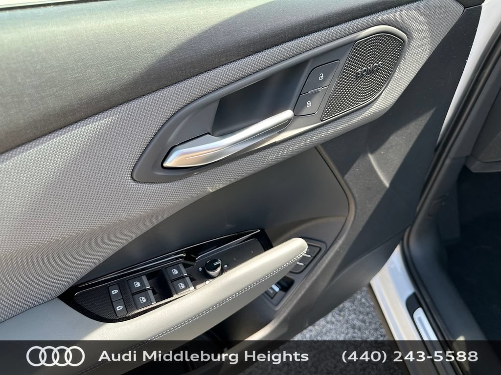 New 2026 Audi Q3 quattro 2.0T AWD/4WD image 14