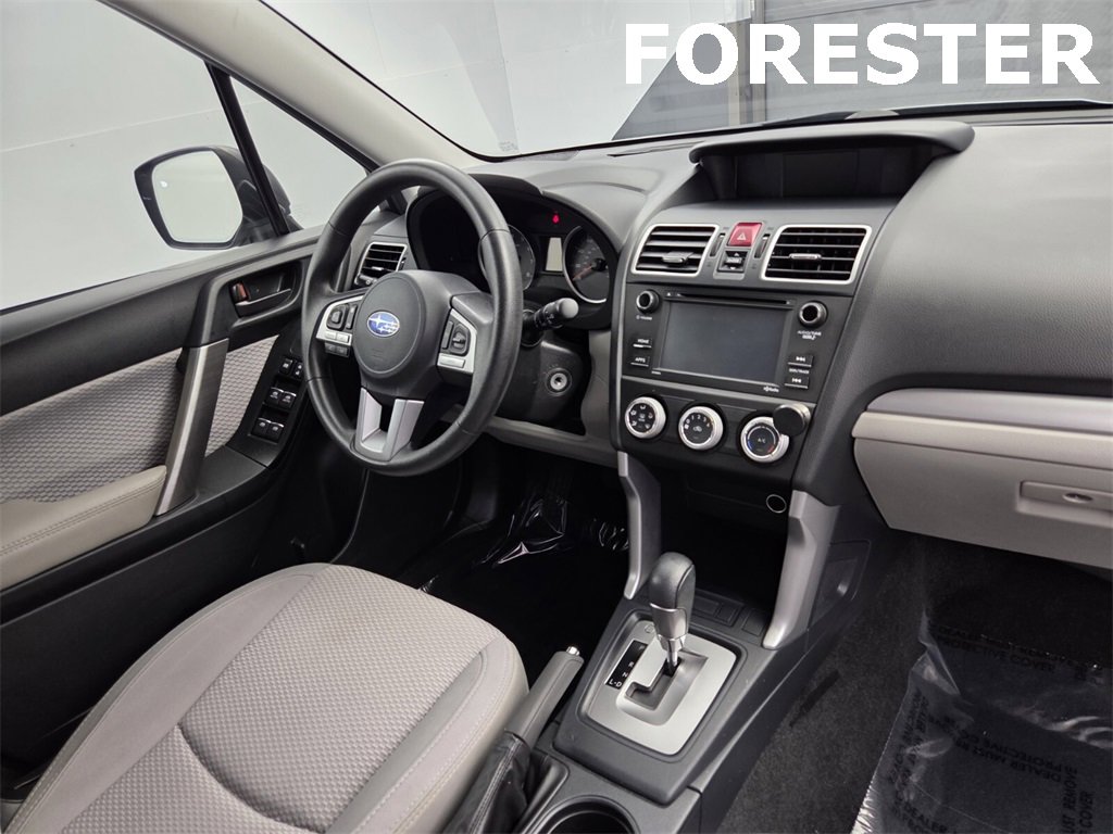 Used 2017 Subaru Forester 2.5i w/ Alloy Wheel Package image 14