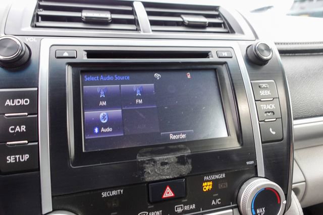 Used 2014 Toyota Camry LE image 18