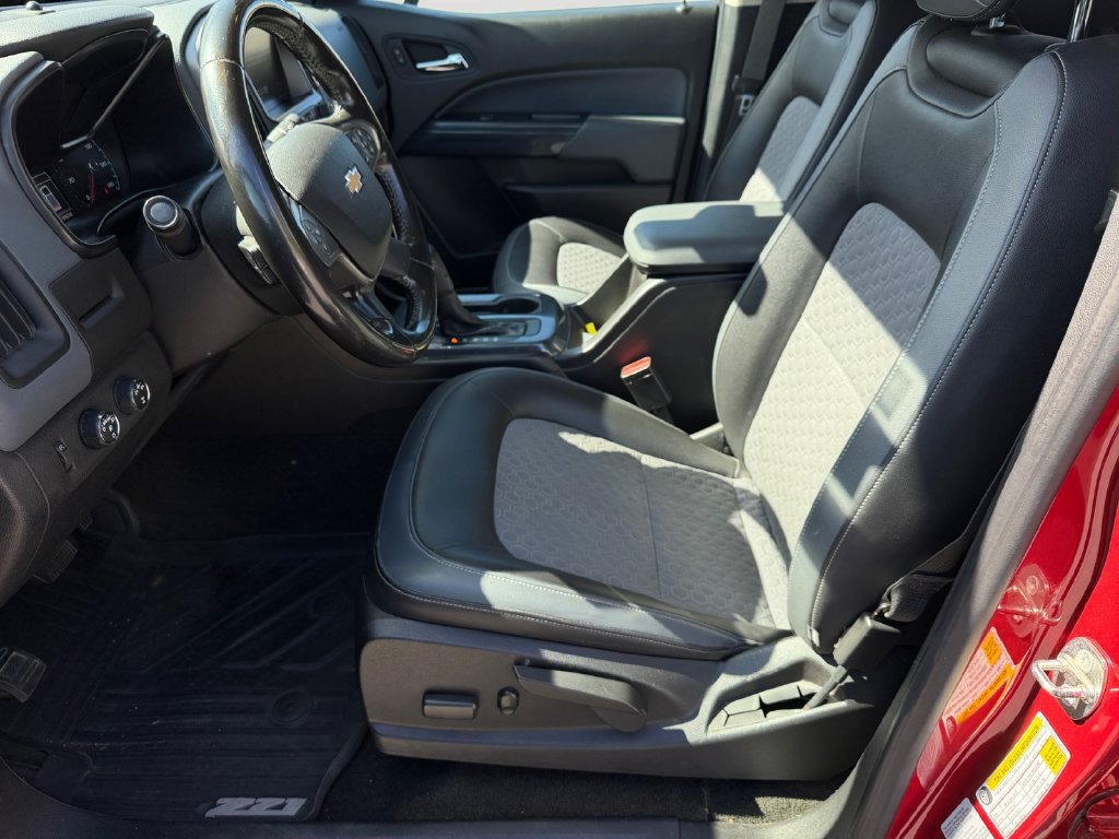 Used 2016 Chevrolet Colorado Z71 AWD/4WD image 18