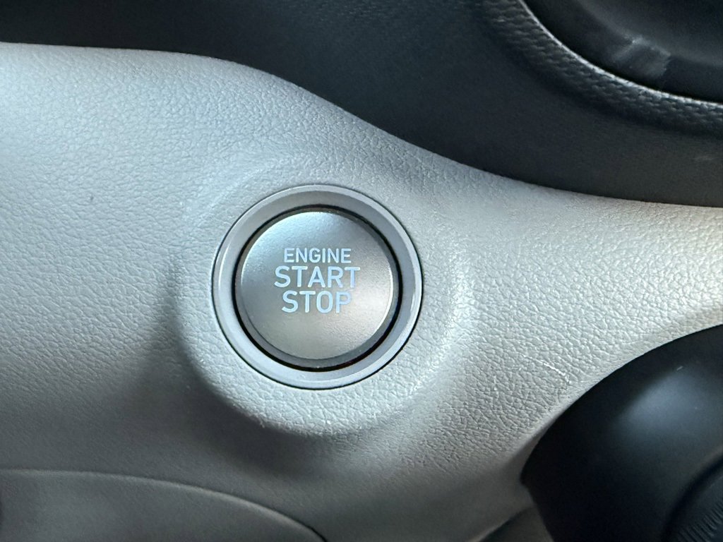 Used 2024 Hyundai Venue SEL image 28