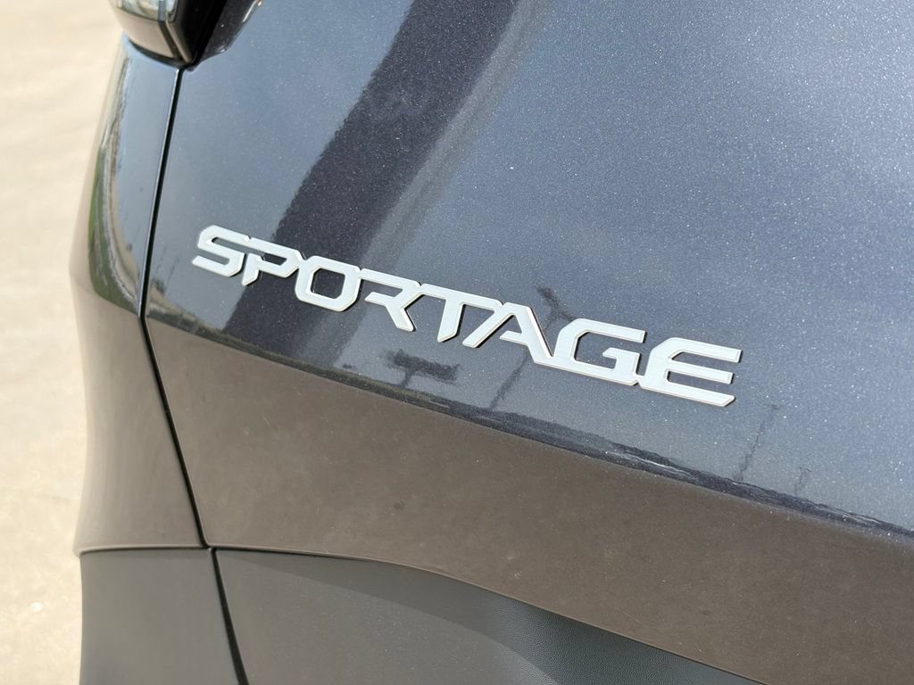 New 2026 Kia Sportage EX FWD image 10