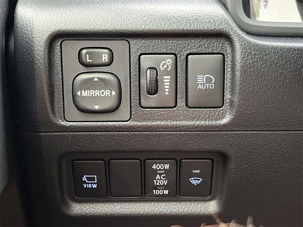 Used 2023 Toyota 4Runner Limited image 32