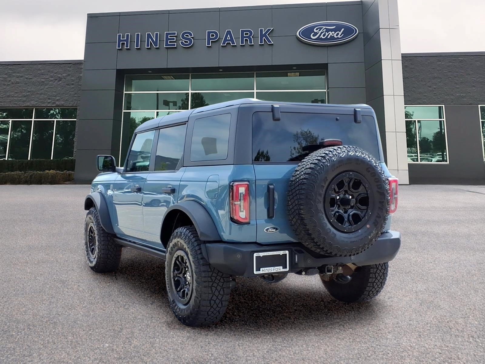 Used 2021 Ford Bronco Big Bend w/ Sasquatch Package AWD/4WD image 5