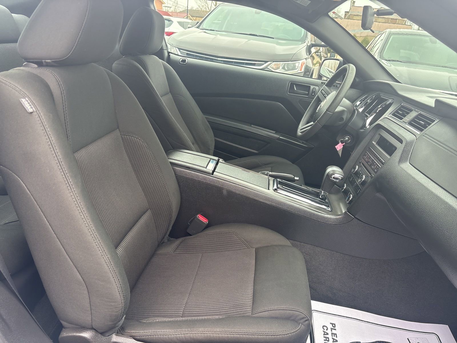 Used 2010 Ford Mustang GT image 17