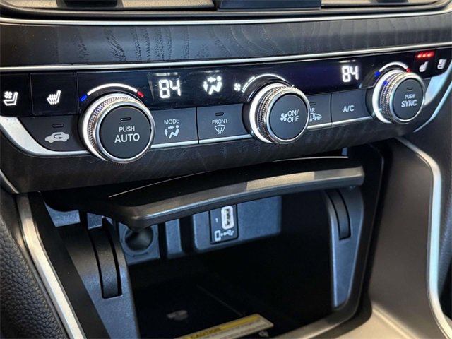 Used 2020 Honda Accord Touring image 26