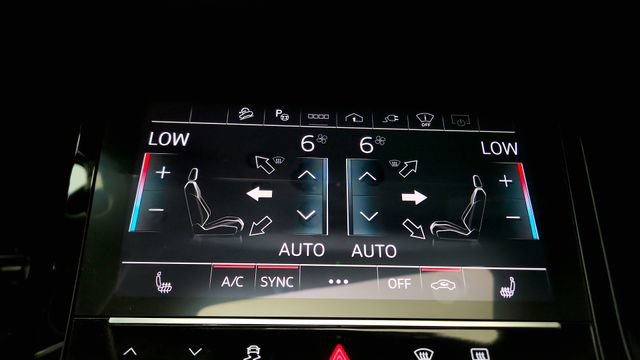 Used 2024 Audi Q8 e-tron Prestige AWD/4WD image 70