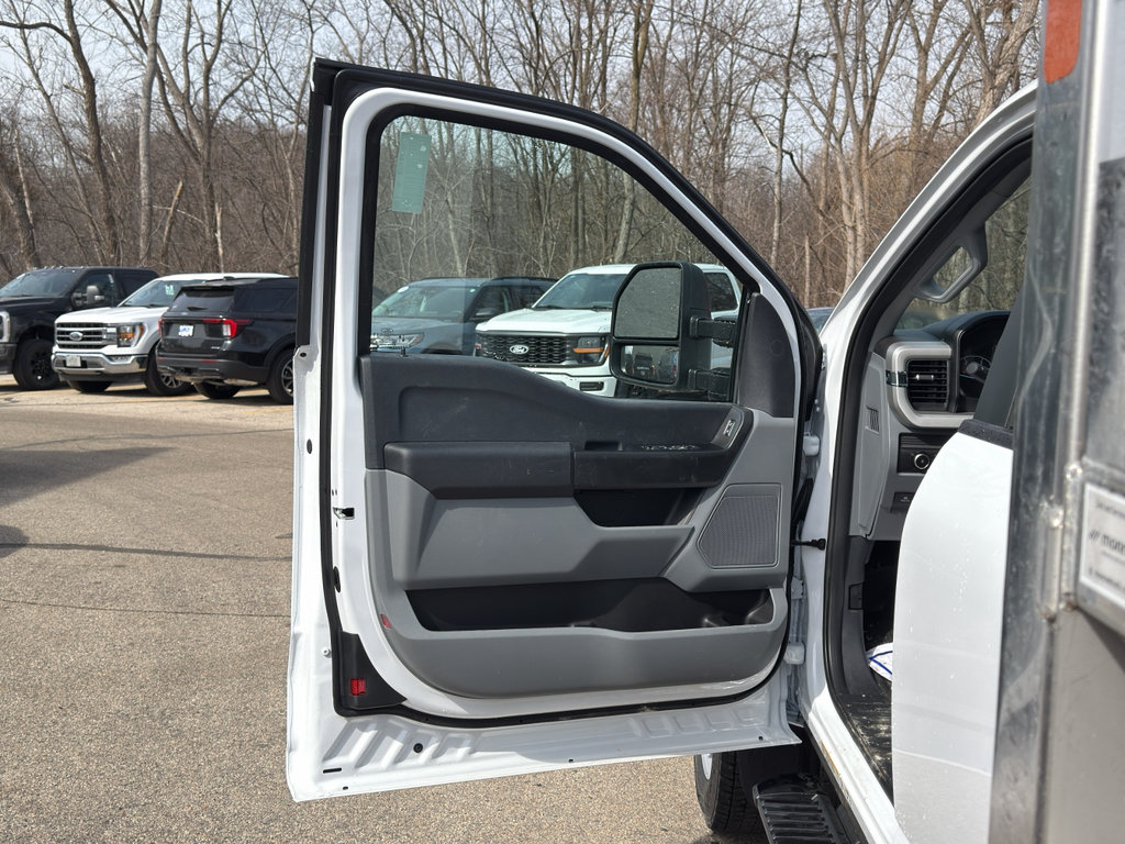 New 2026 Ford F450 XL w/ XL Chrome Package AWD/4WD image 10