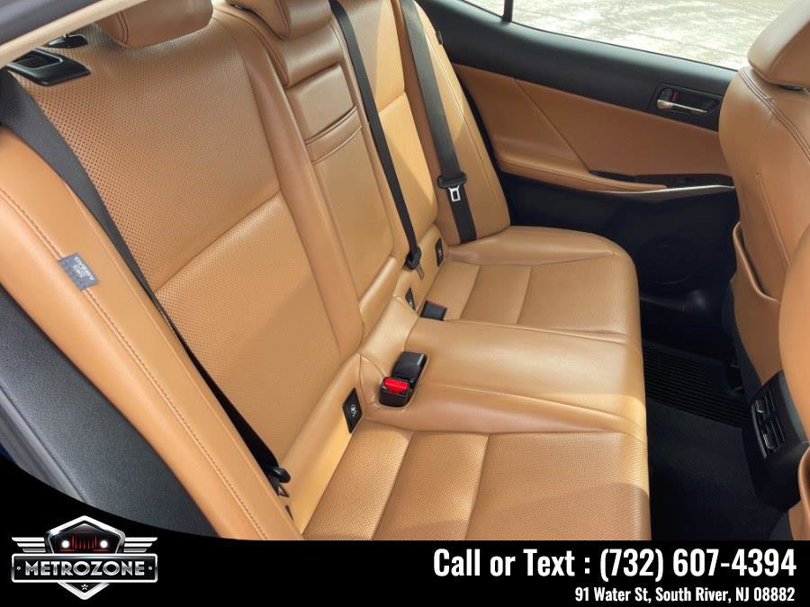 Used 2015 Lexus IS 250 AWD image 25